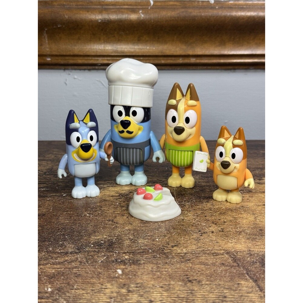 Bluey Pavlova Figure Set